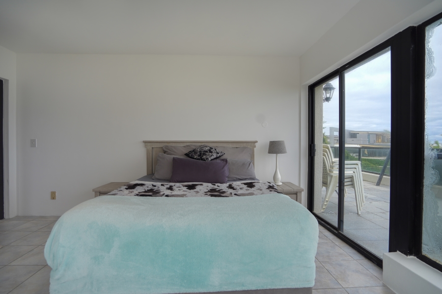 4 Bedroom Property for Sale in Van Riebeeckstrand Western Cape